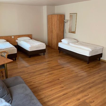 Hotel Am Kurfuerstenplatz - Messe 프랑크푸르트 외부 사진