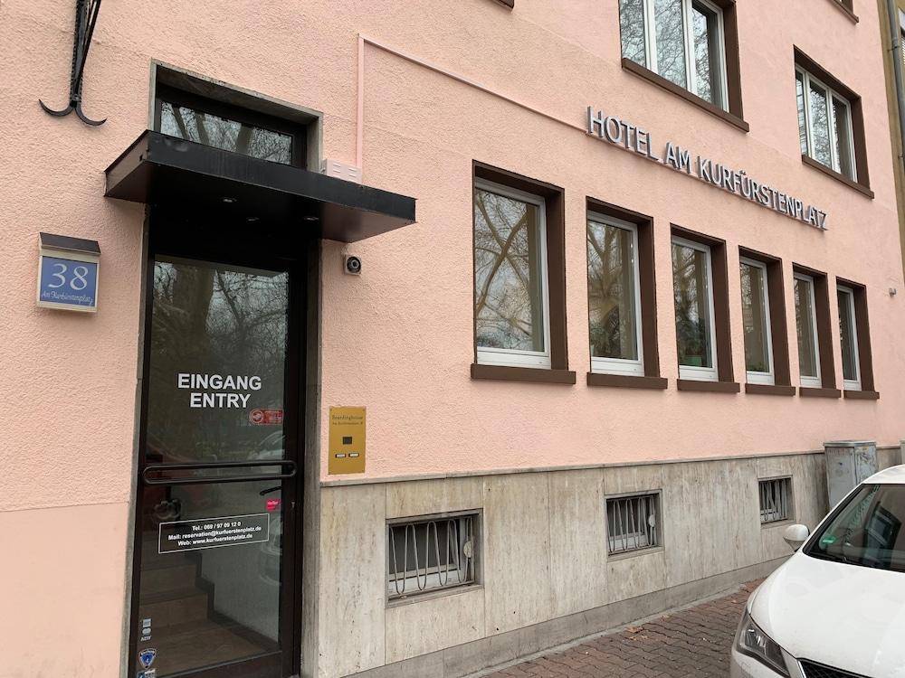Hotel Am Kurfuerstenplatz - Messe 프랑크푸르트 외부 사진